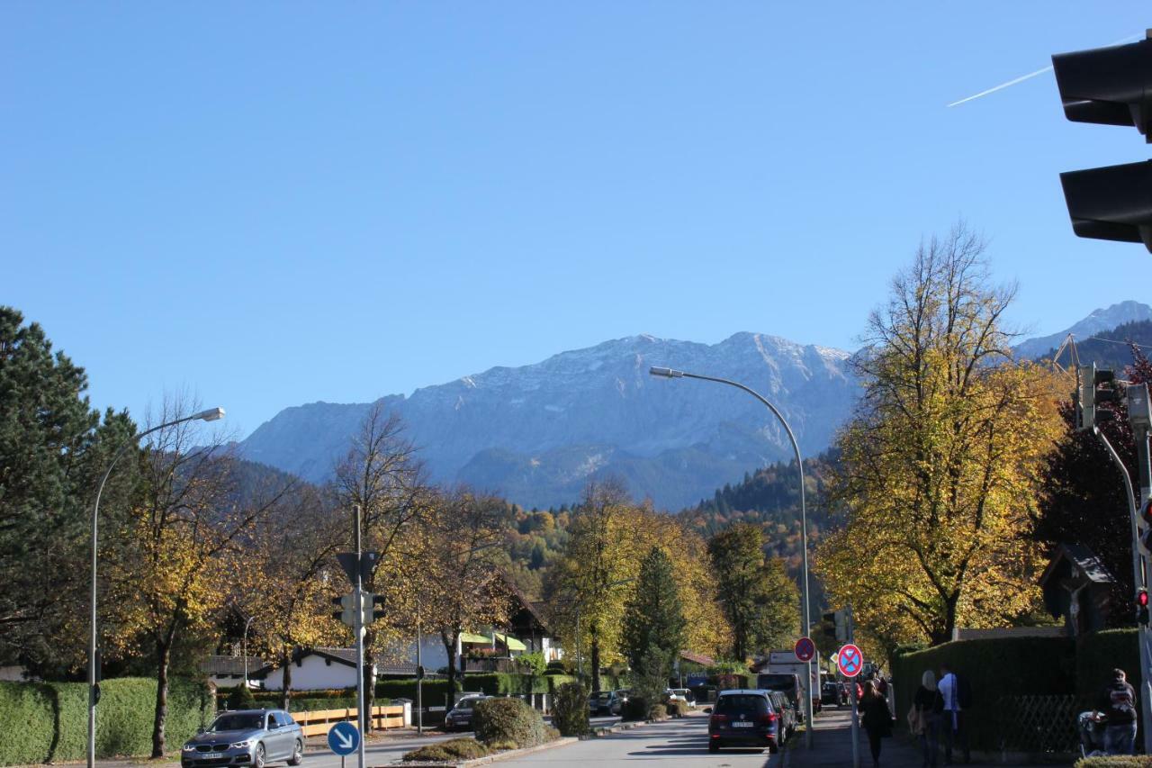 Apartment Anastasia Garmisch-Partenkirchen Bagian luar foto